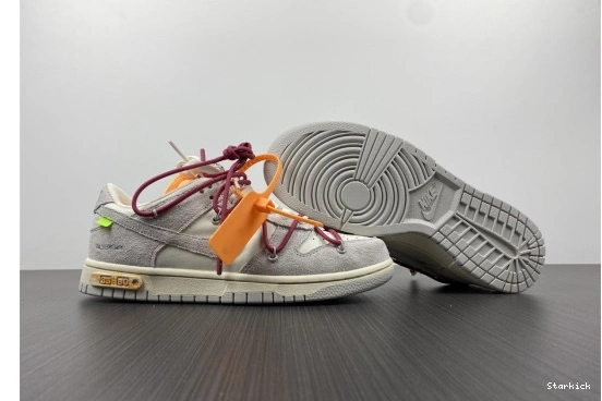 Lot Nike DJ0950-114 O-W 35 Low Dunk 0930